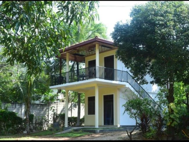 Blue Point Rest Hotell Tangalle Exteriör bild